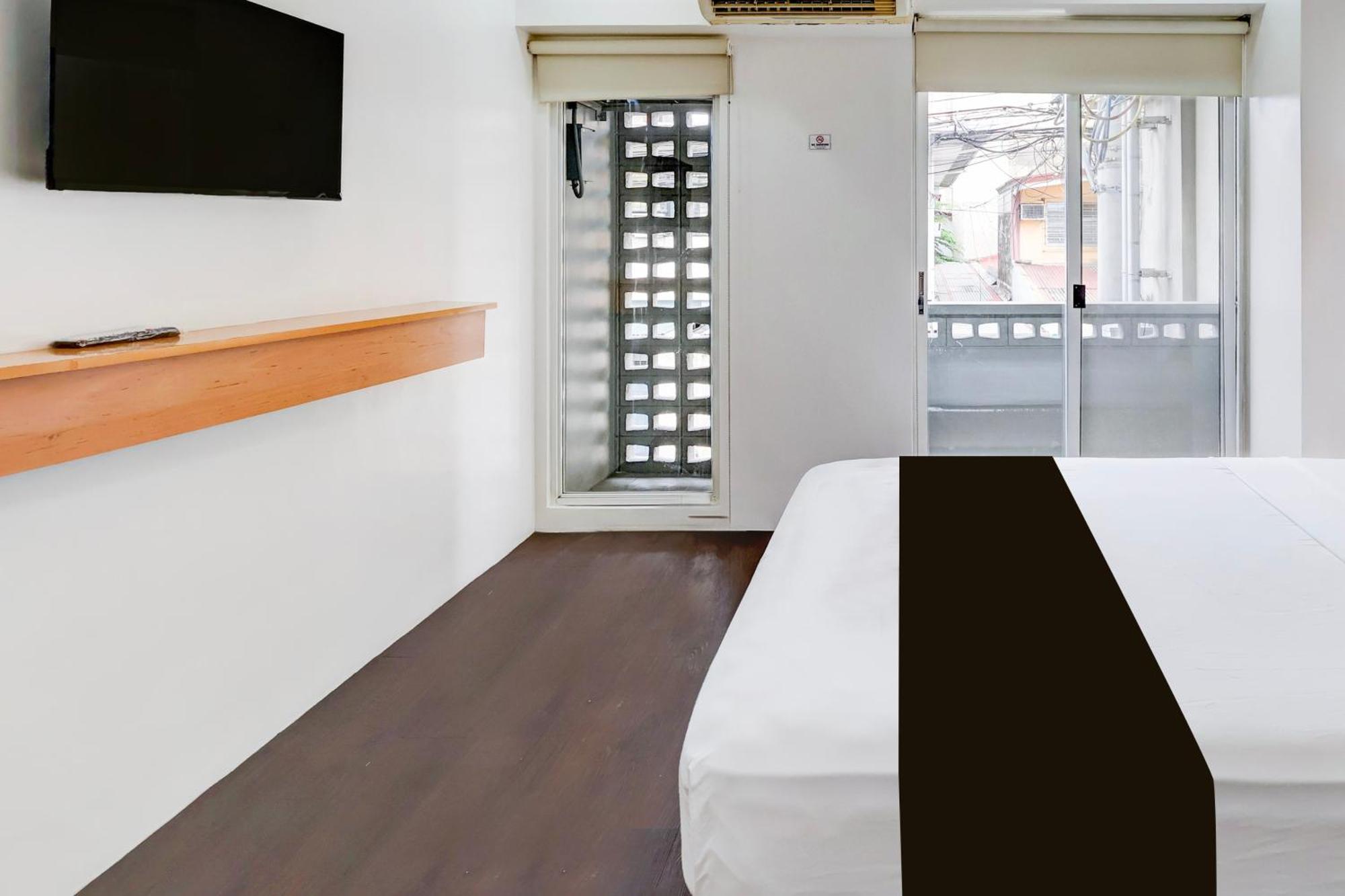 Collection O Brblock Boutique & Residences, Santa Cruz Olympia, Makati Makati City Esterno foto