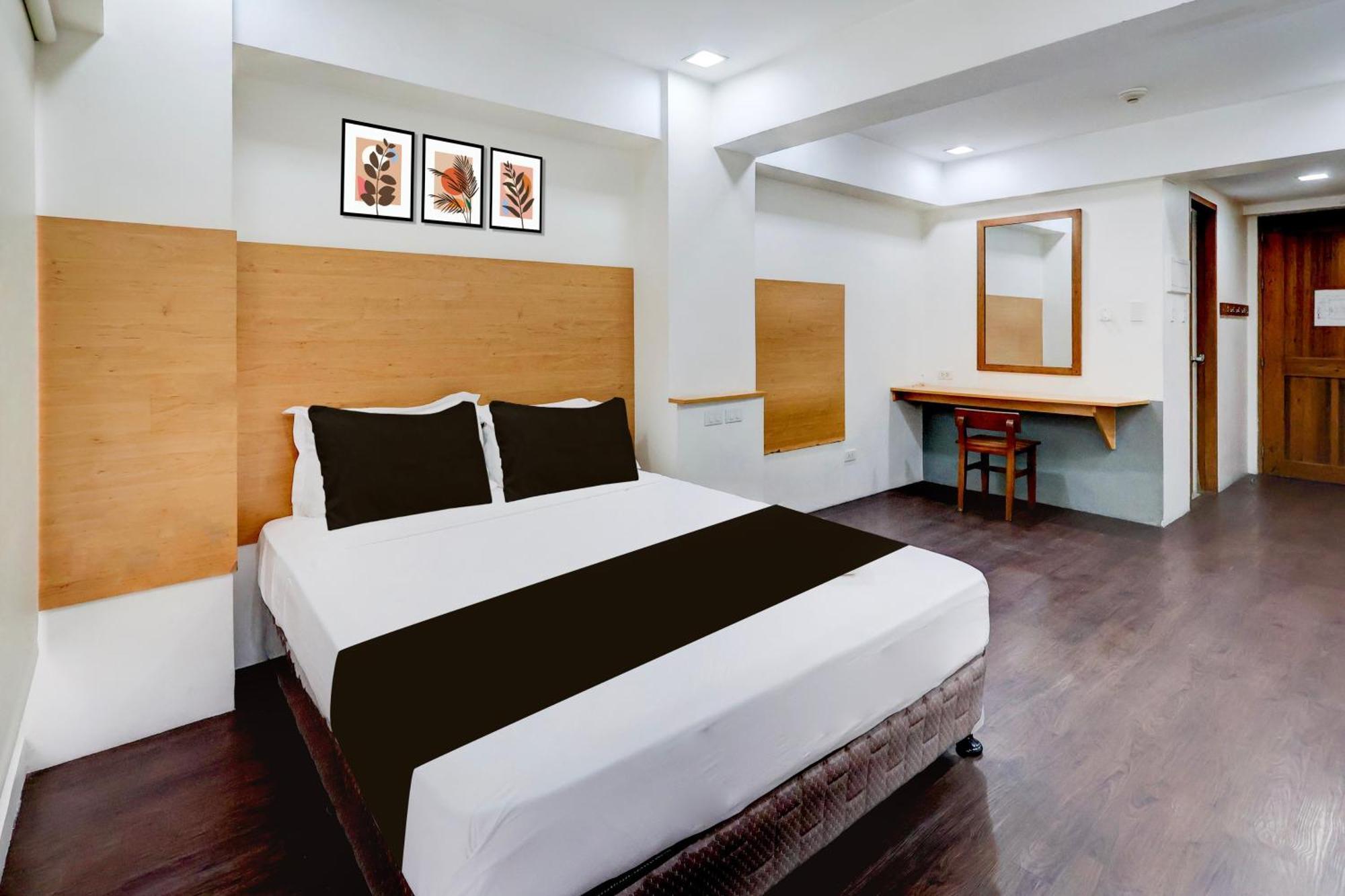 Collection O Brblock Boutique & Residences, Santa Cruz Olympia, Makati Makati City Esterno foto